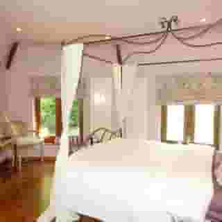 Le Chateau des Eglantines, 2 of 5