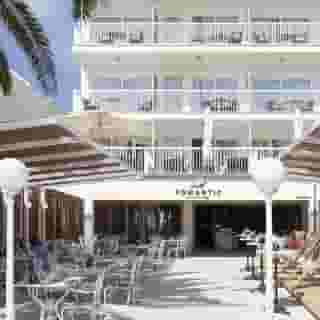 Romantic Hotel - Adult Only, 3 of 5