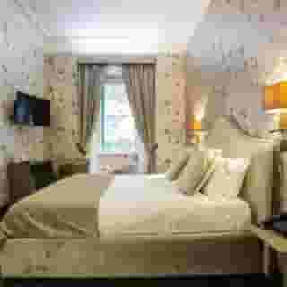 Via Veneto Suites, 4 of 5