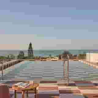 Los Monteros, 4 of 5