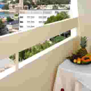 Valentin Reina Paguera - Adults Only, 4 of 5