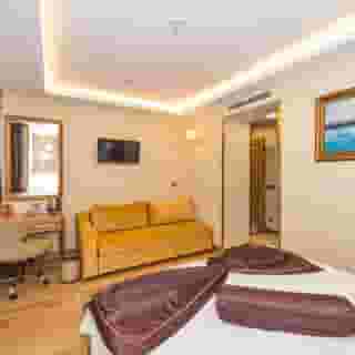 Aprilis Gold Hotel, 4 of 5