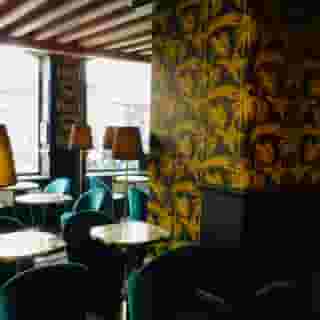 Hotel Noir, 4 of 5