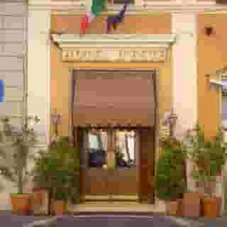 D'Este, 2 of 5