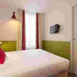 Trois Poussins, 4 of 5