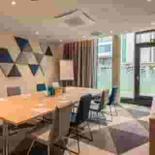 Holiday Inn Express Dusseldorf - Hauptbahnhof, 3 of 5
