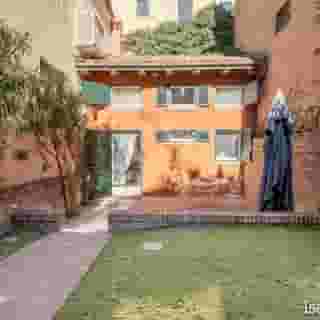 Isaia Garden- BolognaRooms, 1 of 5