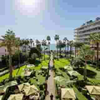 Le Grand Hotel, 4 of 5