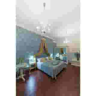 Friendly Venice, 4 of 5