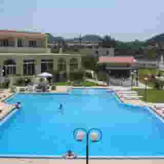 Summerland Hotel and Bungalows, 4 of 5