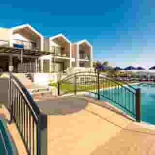 T Hotel Premium Suites, 3 of 5