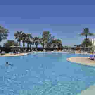 Sol Milanos-Pinguinos, 1 of 5