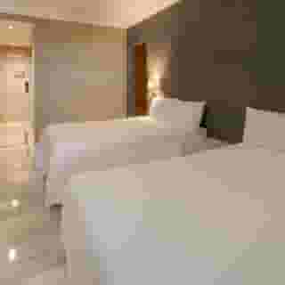 Sol Guadalmar, 3 of 5