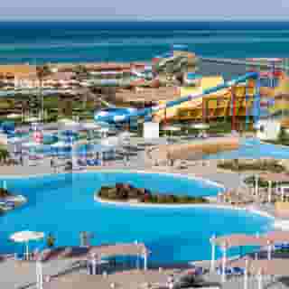 Sunrise Solara Aqua Park, 1 of 5