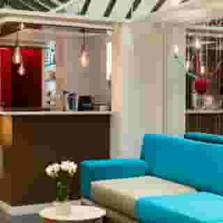 Premier Louvre Saint Honoré, 2 of 5