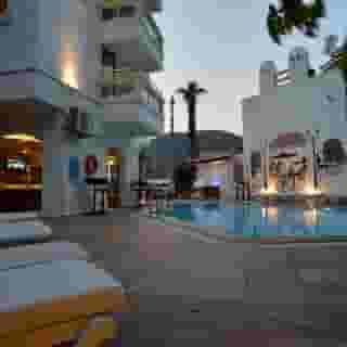 Chateau de Ville Hotel, 1 of 5