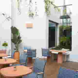 The Vintage Lisboa, 1 of 5