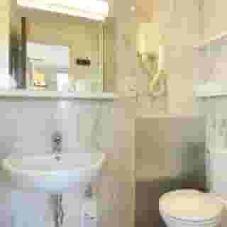 Hotel du College de France, 3 of 5