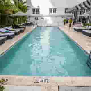 Hotel Croydon, 1 of 5