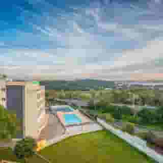 Amazonia Jamor, 2 of 5