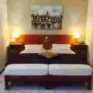 Hotel Sunrise Inn, 4 of 5