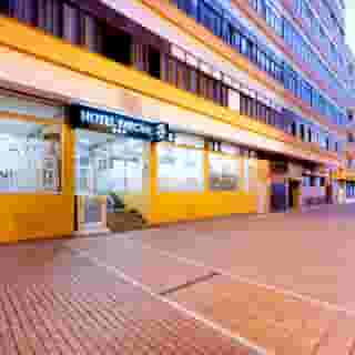 Crisol Faycan, 2 of 5