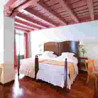 Casas de la Juderia, 1 of 5