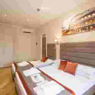 Vatican City Relais, 2 of 5