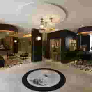 Le Versailles, 1 of 5