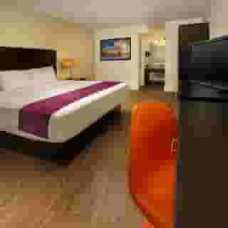 Avanti Resort, 4 of 5
