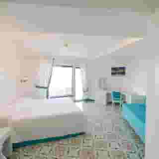 Grand Hotel President, 3 of 5