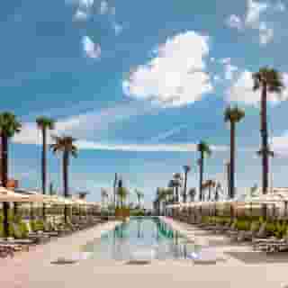 Lusso Sorgun, 2 of 5