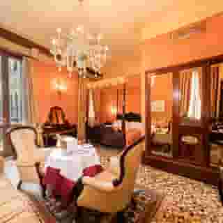 Al Ponte Dei Sospiri Junior Suites, 1 of 5