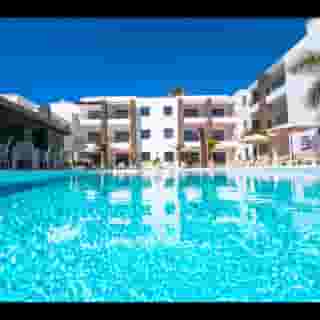 Club Atlantico, 1 of 5