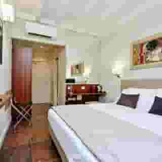 Piazza Venezia Grand Suite, 4 of 5