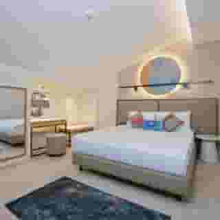 A Suite Side, 2 of 5