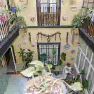 Pension Internacional, 2 of 5