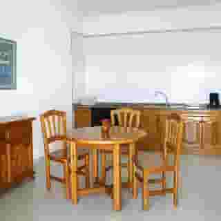 La Avenida Apartments, 3 of 5