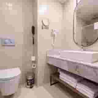 Side Moon Palace, 5 of 5