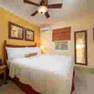 Yellow Bird Hotel, 5 of 5