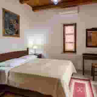 Petronikolis, 2 of 5