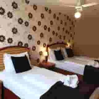 Six Inn Hotel, 6 of 6