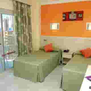 Servigroup Calypso, 4 of 5