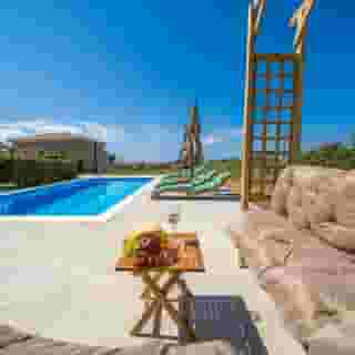 Monambeles Villas, 3 of 5