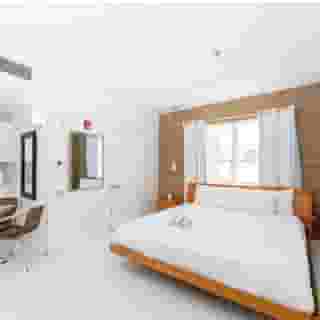 The Mercury Hotel, 4 of 5