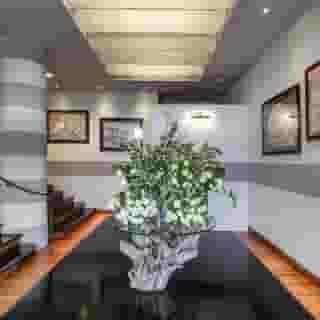 Vis Ã  Vis, 1 of 5