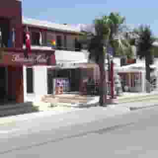 Bronze Hotel, 4 of 5