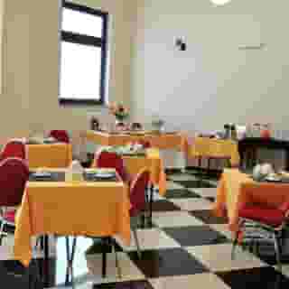 Hotel Columbia, 4 of 5