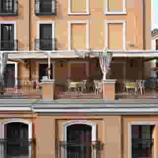 Victoria 4 Puerta del Sol, 2 of 5