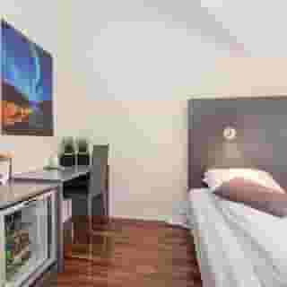 Enter Viking Hotel, 3 of 5